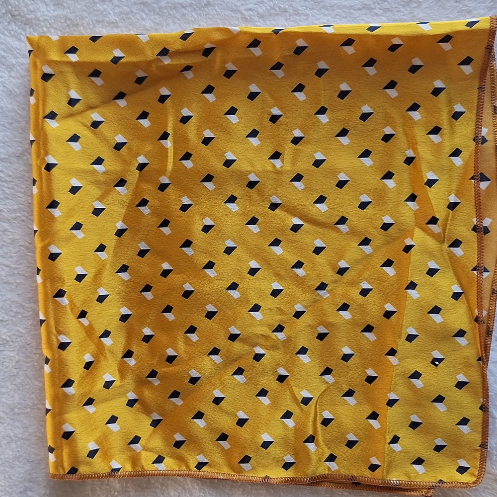 Yellow Patterned Scarf / Pocket Square - Picture 2 of 3
